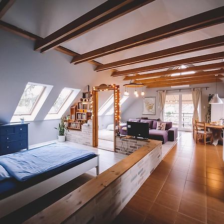 Pannonia Apartment Гёд Экстерьер фото