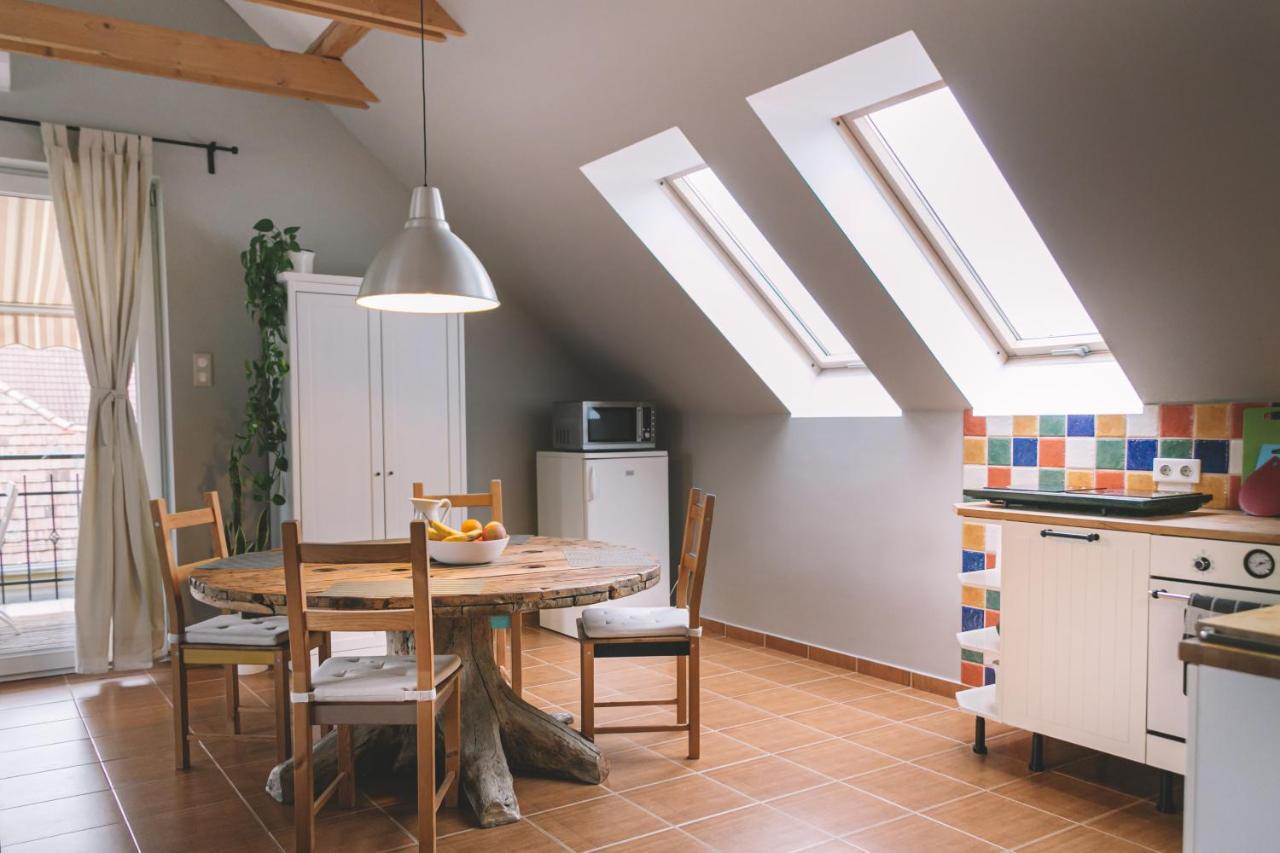 Pannonia Apartment Гёд Экстерьер фото