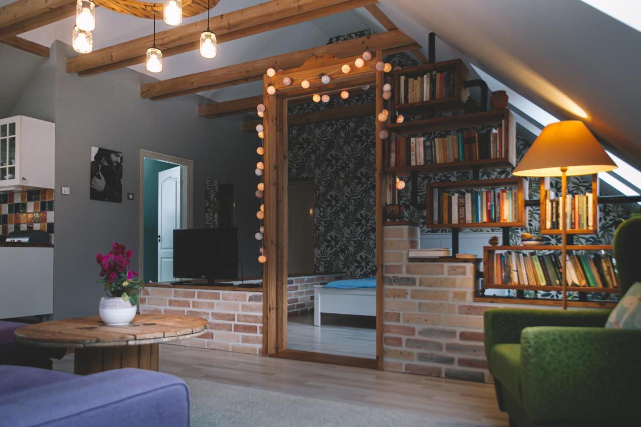 Pannonia Apartment Гёд Экстерьер фото